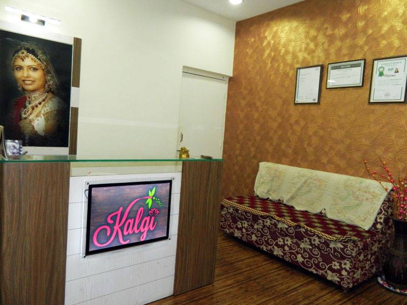 Kalgi Beauty Salon